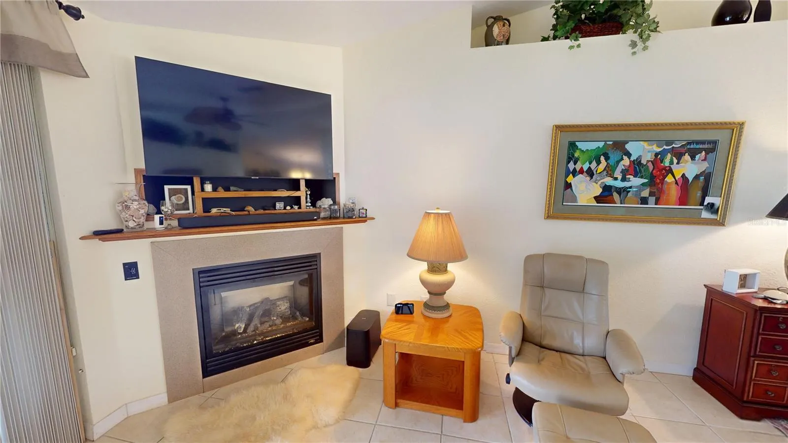 18319 ARAPAHOE CIR