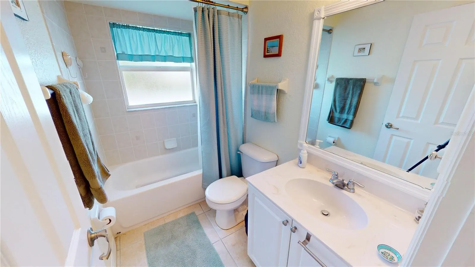 18319 ARAPAHOE CIR