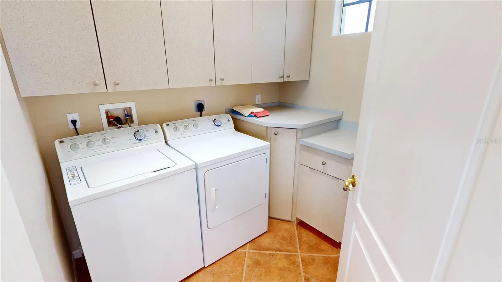 3959 SAN ROCCO DR #921, #921