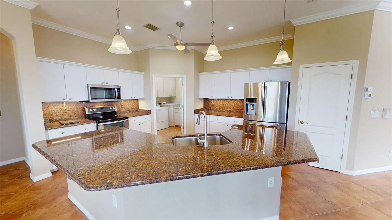 3959 SAN ROCCO DR #921, #921