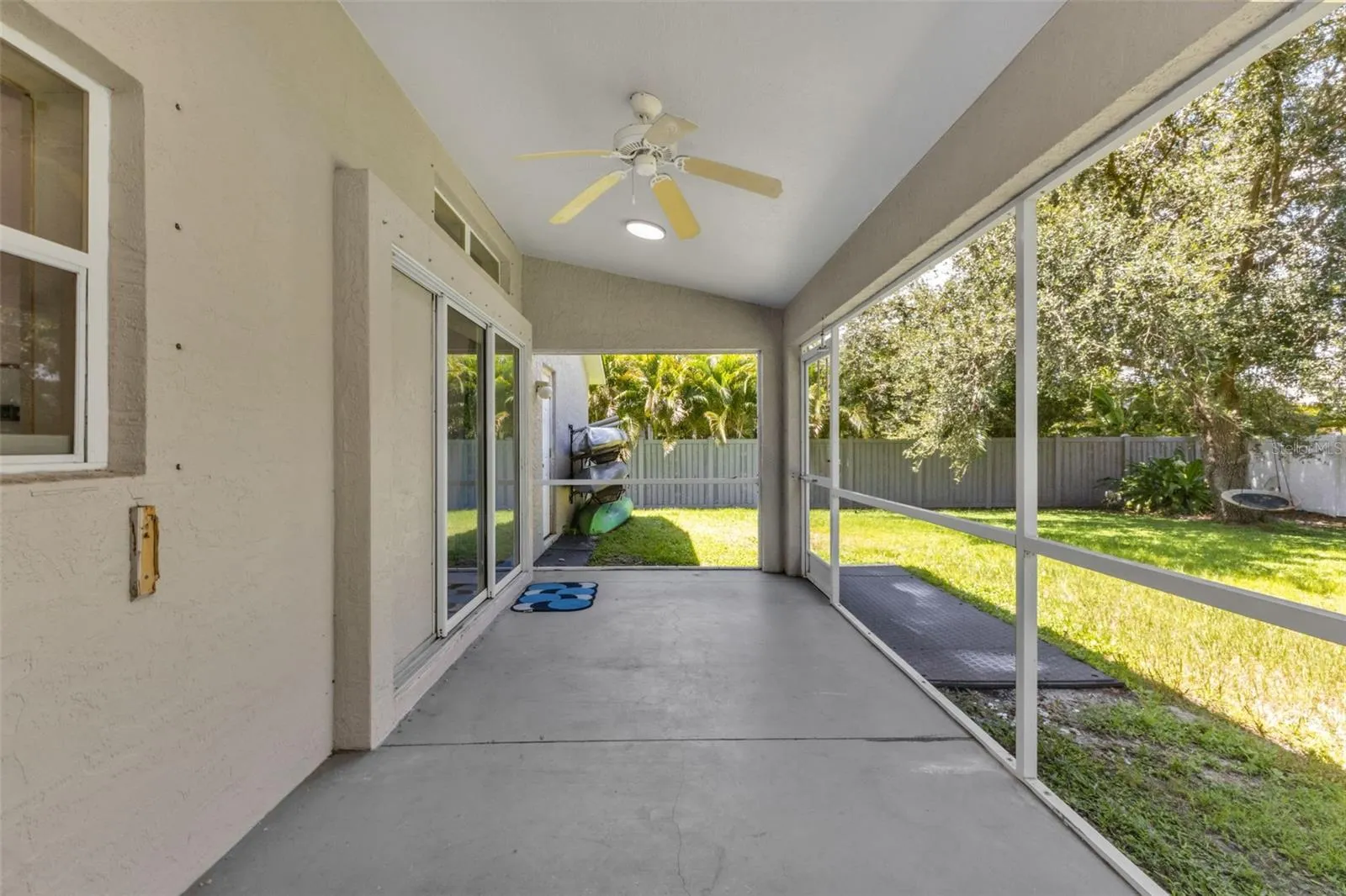 2400 SHEILA LN