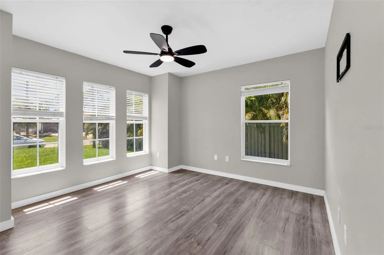 2400 SHEILA LN
