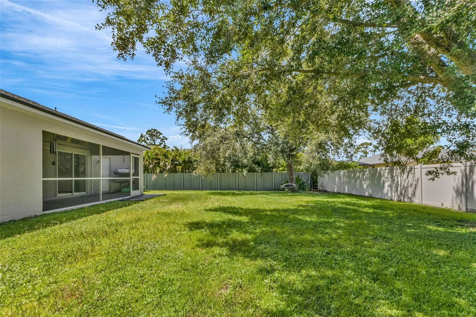 2400 SHEILA LN