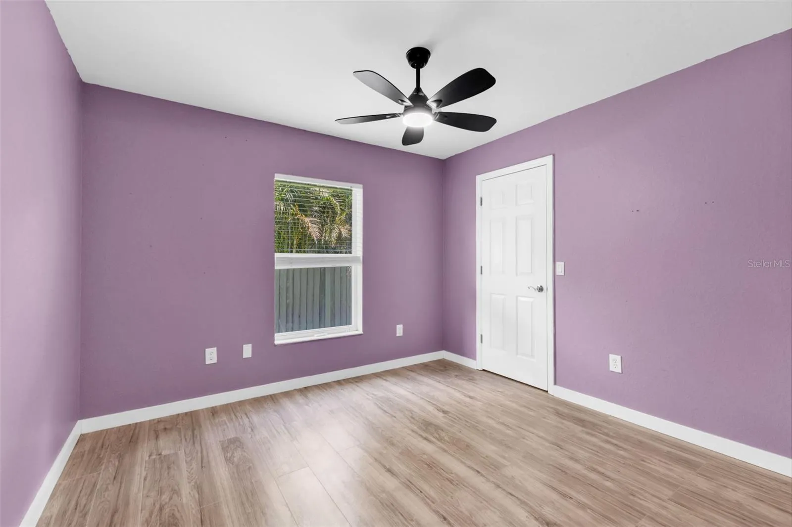 2400 SHEILA LN