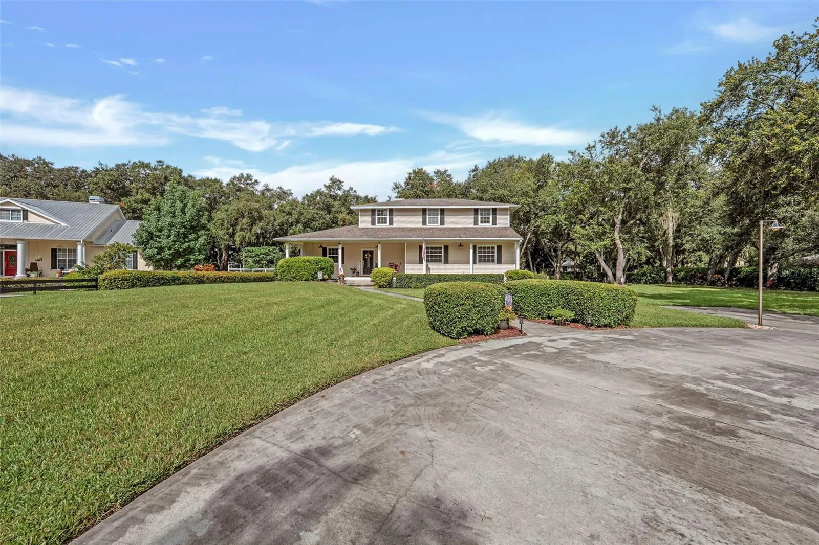 4691 LONG LAKE DR