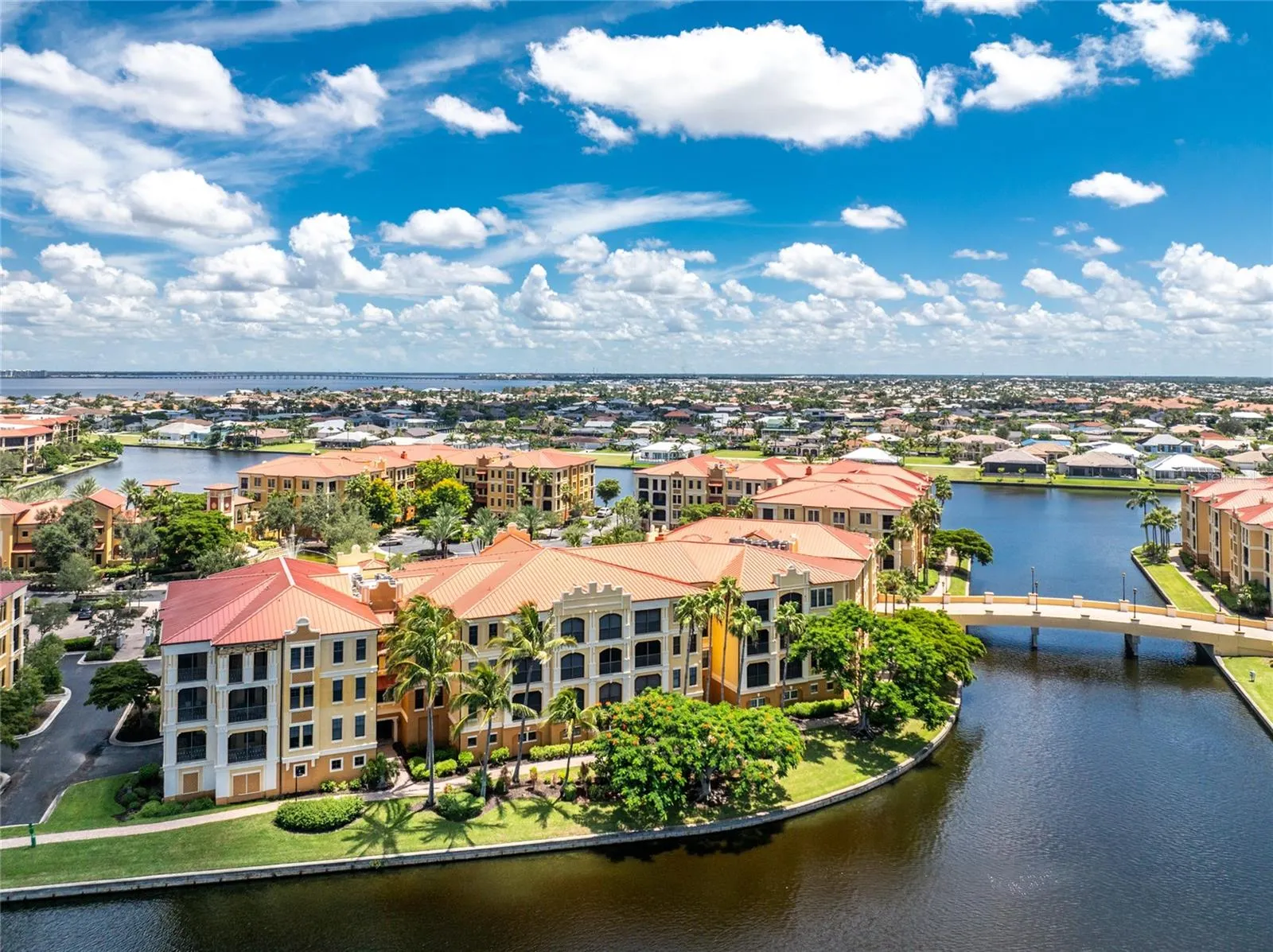 97 VIVANTE BLVD #204, #204