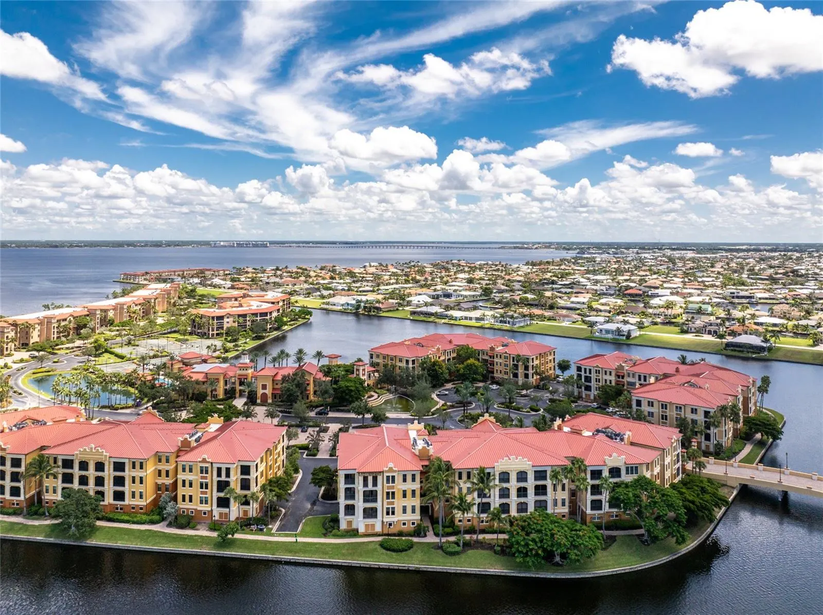 97 VIVANTE BLVD #204, #204