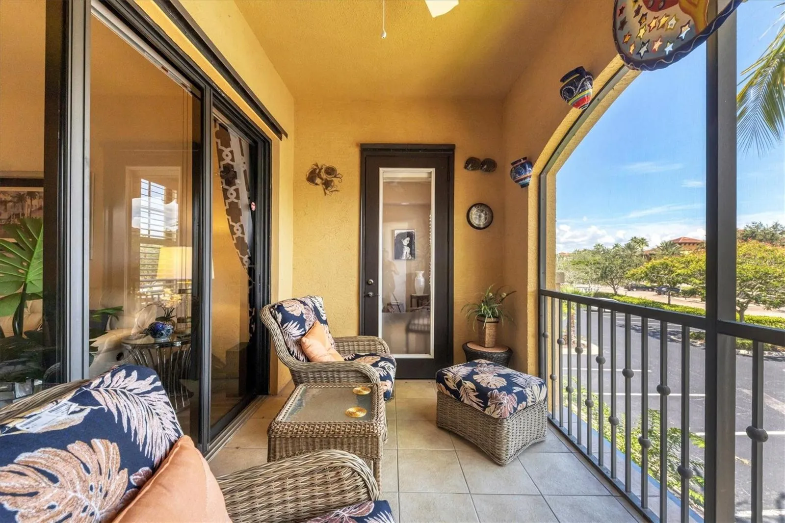 97 VIVANTE BLVD #204, #204