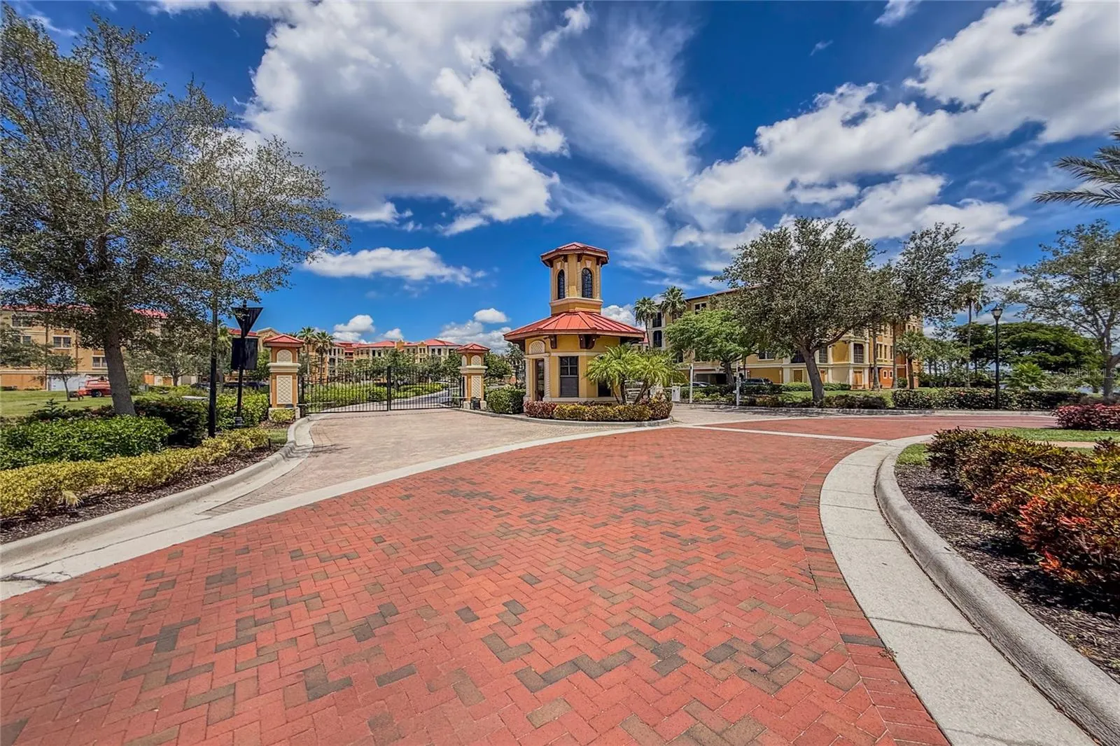 97 VIVANTE BLVD #204, #204