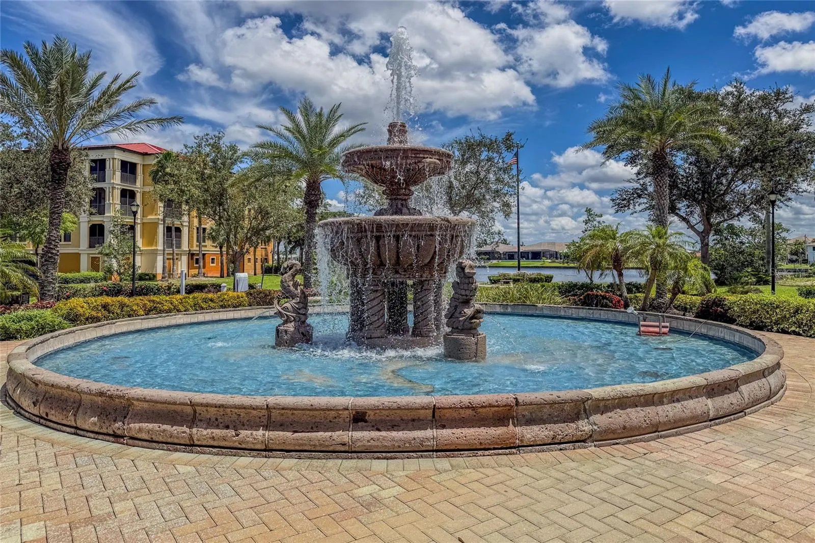 97 VIVANTE BLVD #204, #204