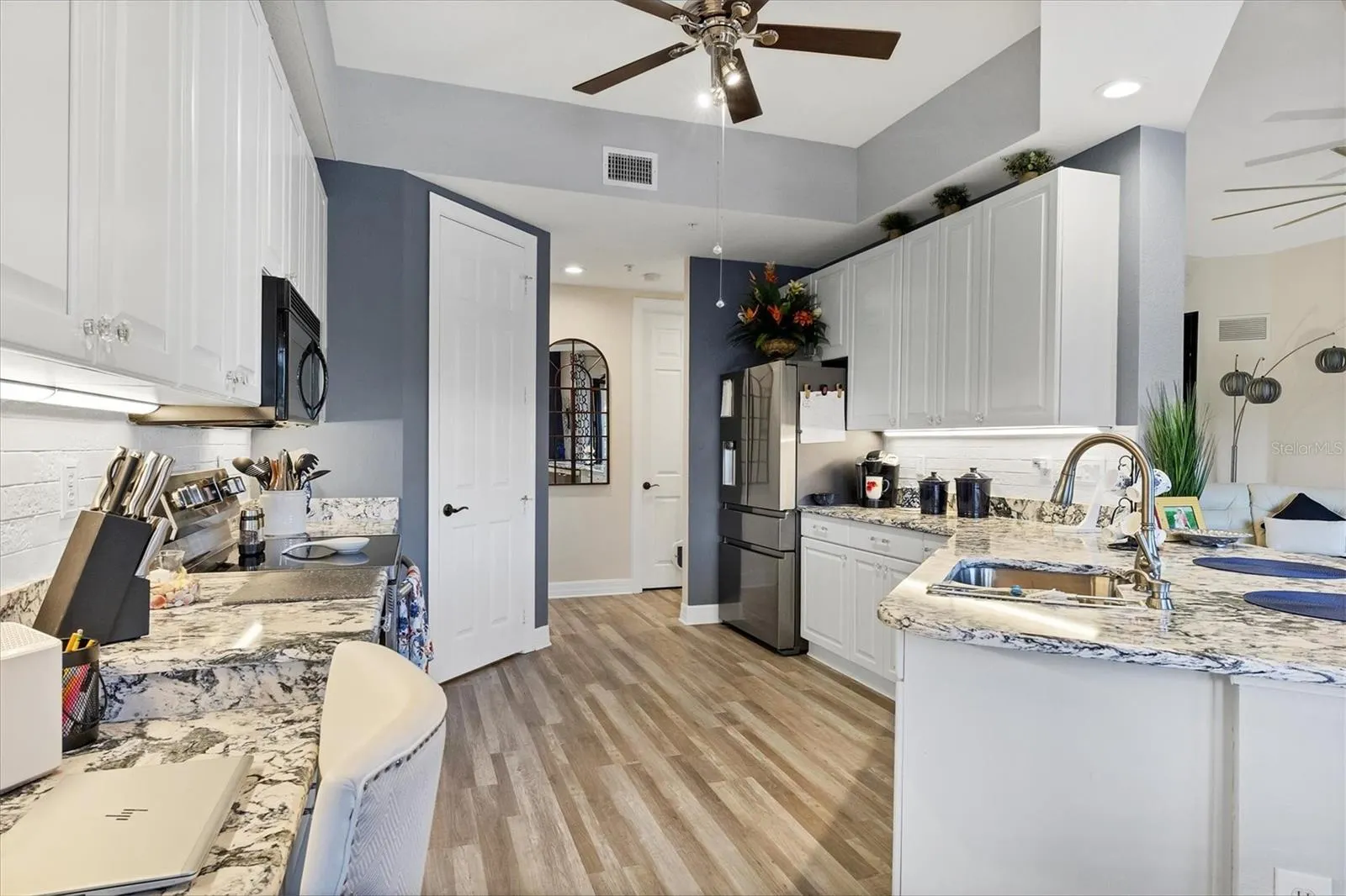 97 VIVANTE BLVD #204, #204