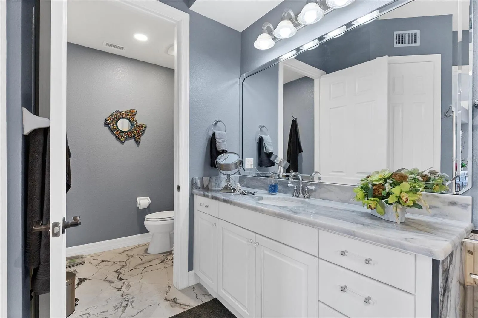 97 VIVANTE BLVD #204, #204