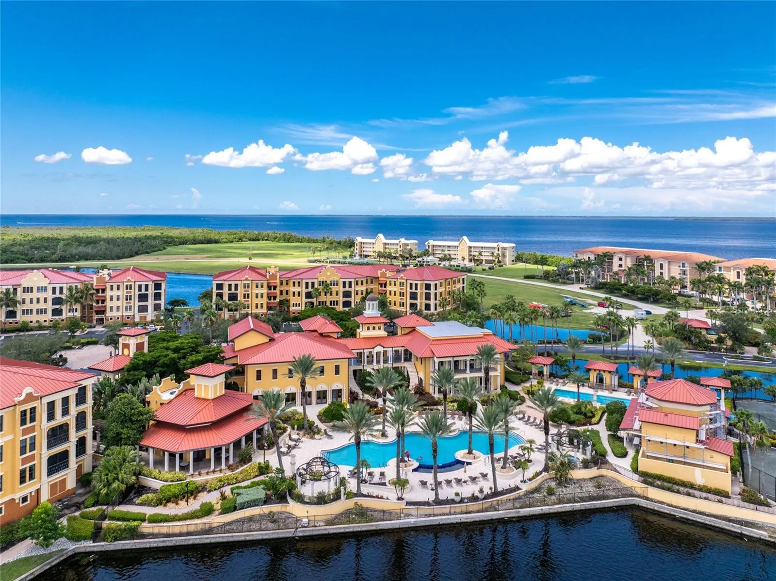 97 VIVANTE BLVD #204, #204