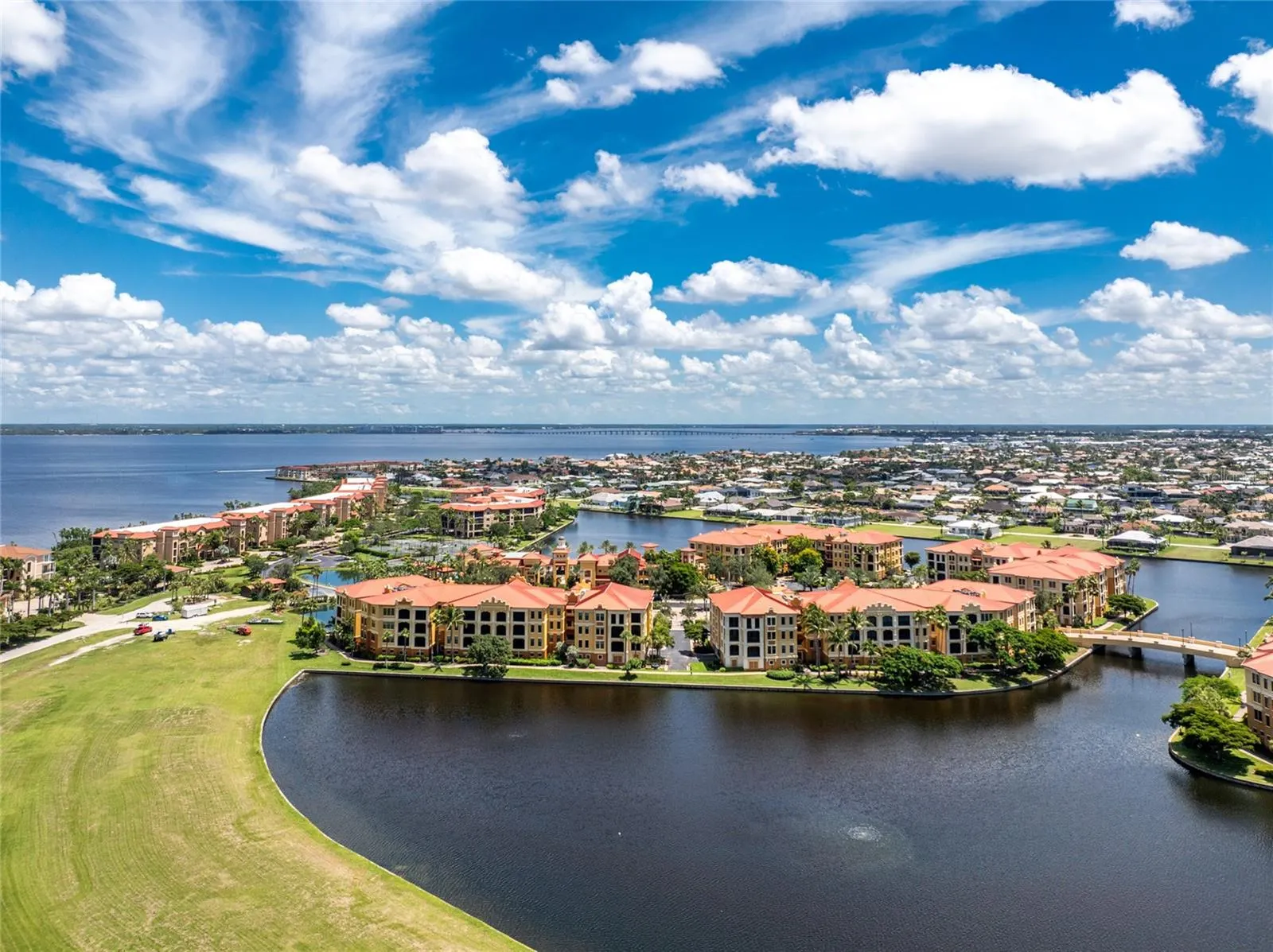 97 VIVANTE BLVD #204, #204