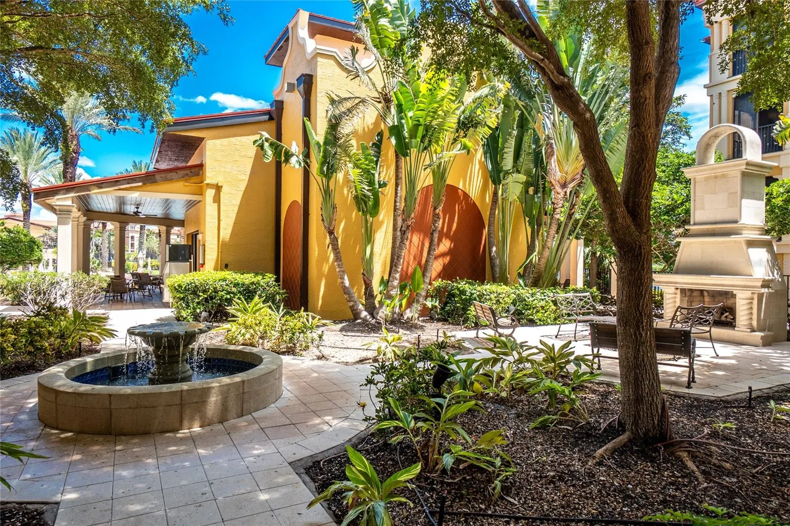 97 VIVANTE BLVD #204, #204
