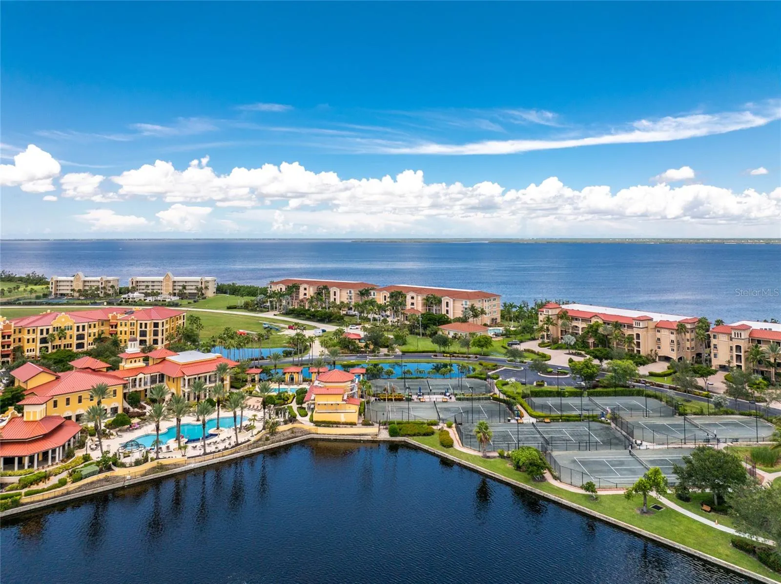 97 VIVANTE BLVD #204, #204