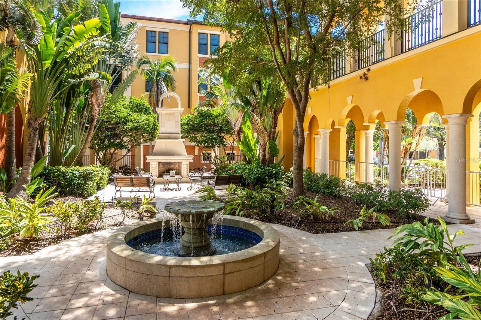 97 VIVANTE BLVD #204, #204
