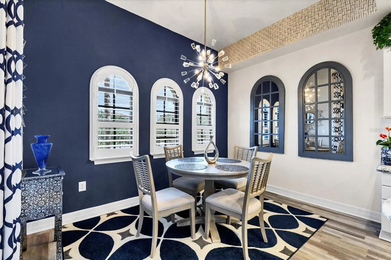 97 VIVANTE BLVD #204, #204