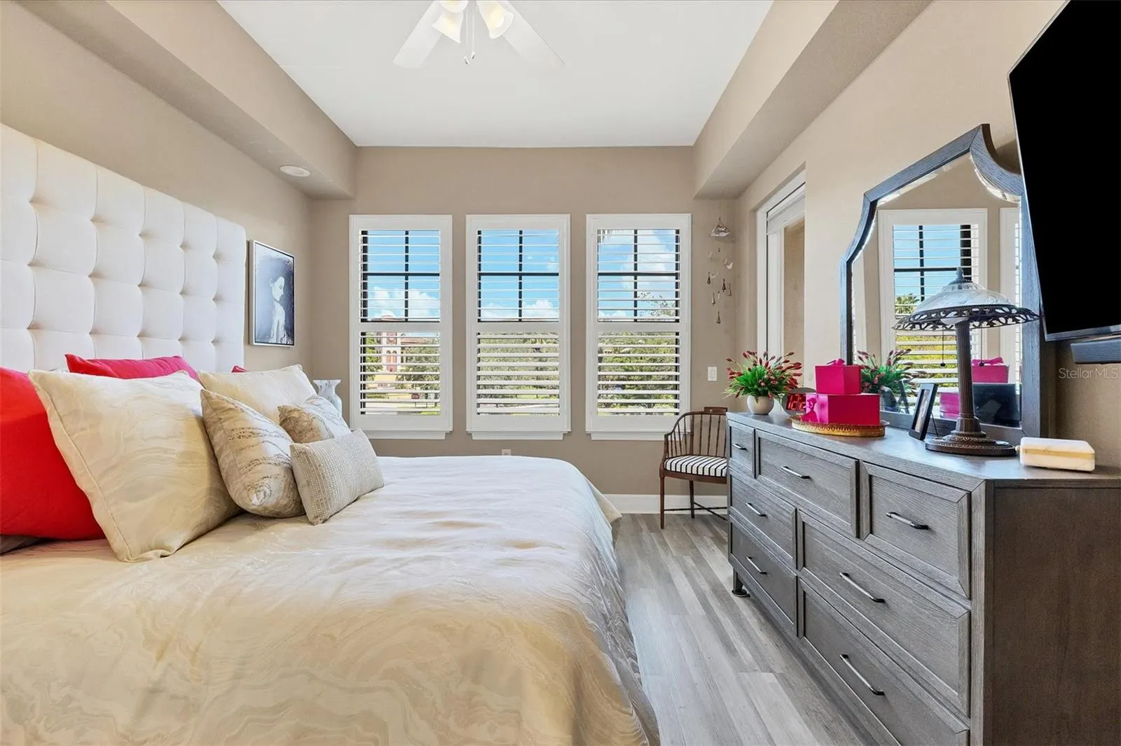 97 VIVANTE BLVD #204, #204