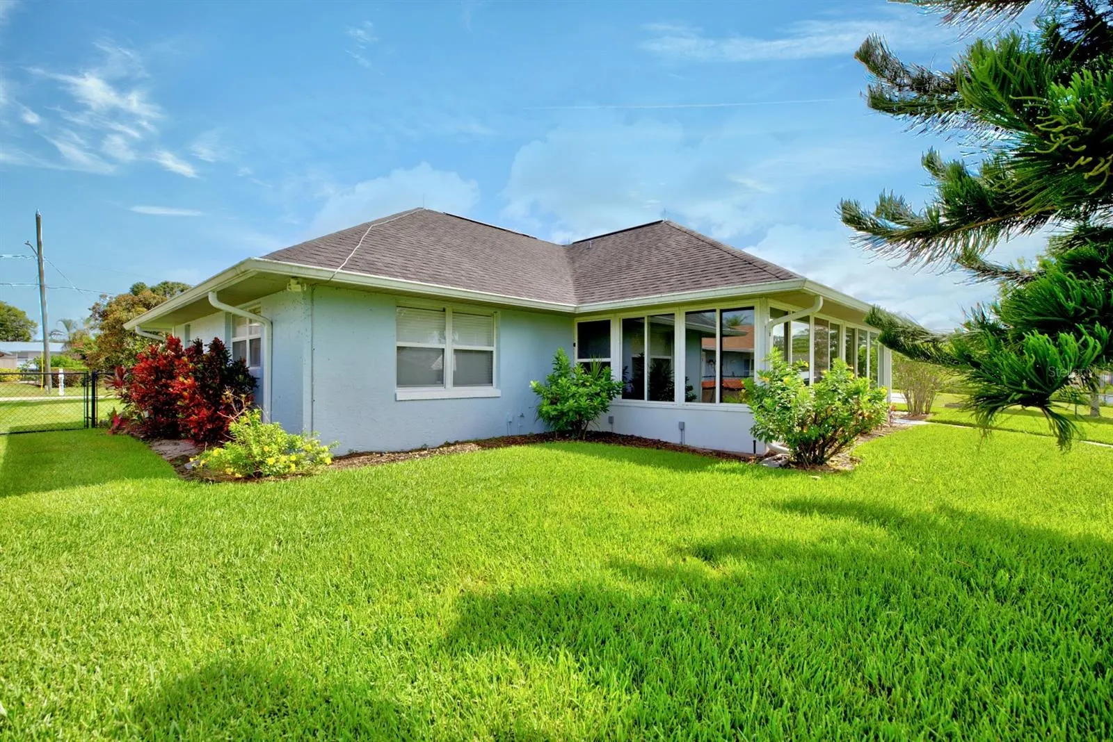125 ORANGE RD NE
