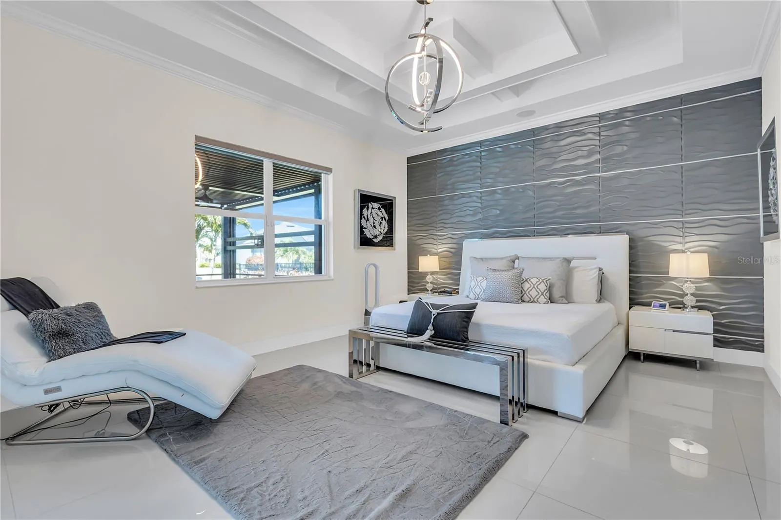 17204 BULLHORN CIR