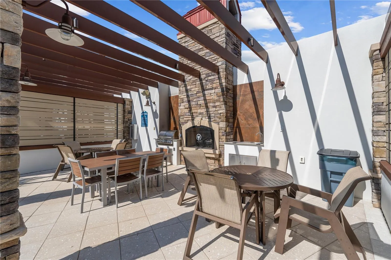 17204 BULLHORN CIR