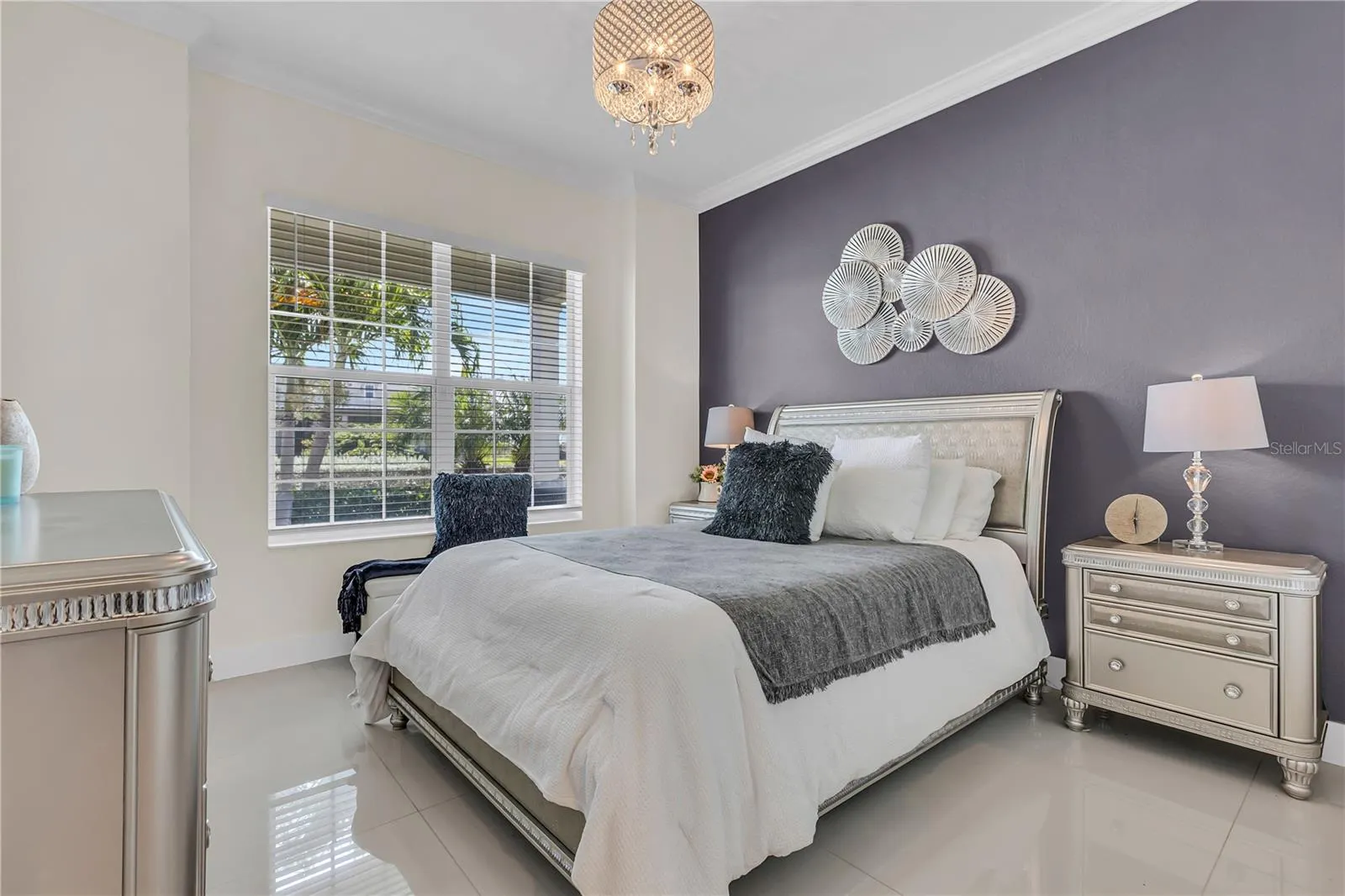 17204 BULLHORN CIR