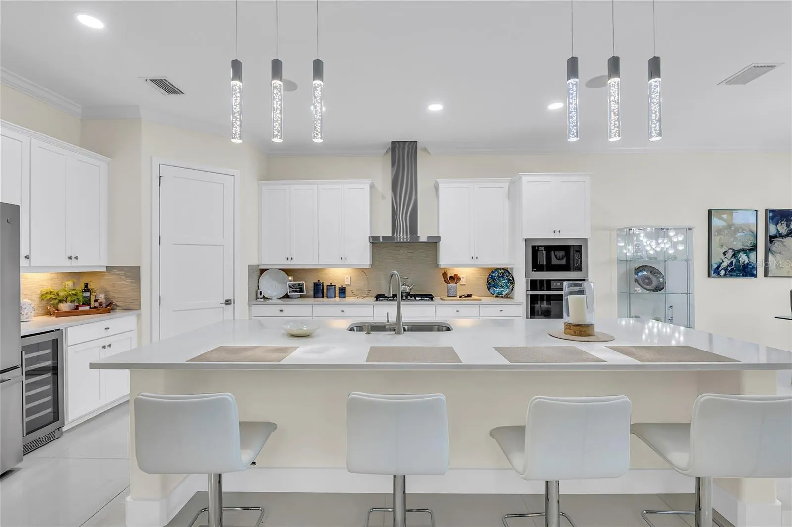 17204 BULLHORN CIR