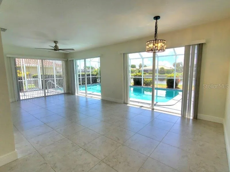 423 VIA CINTIA
