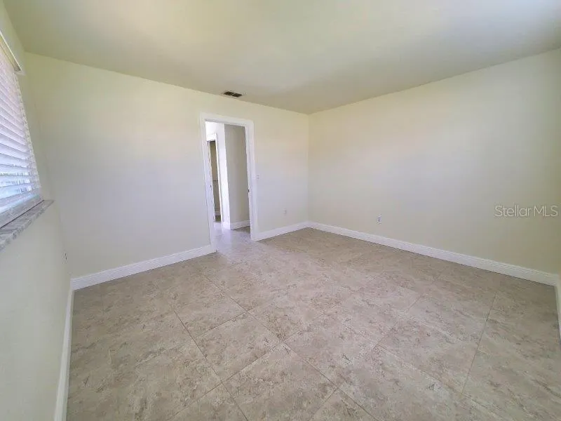 423 VIA CINTIA