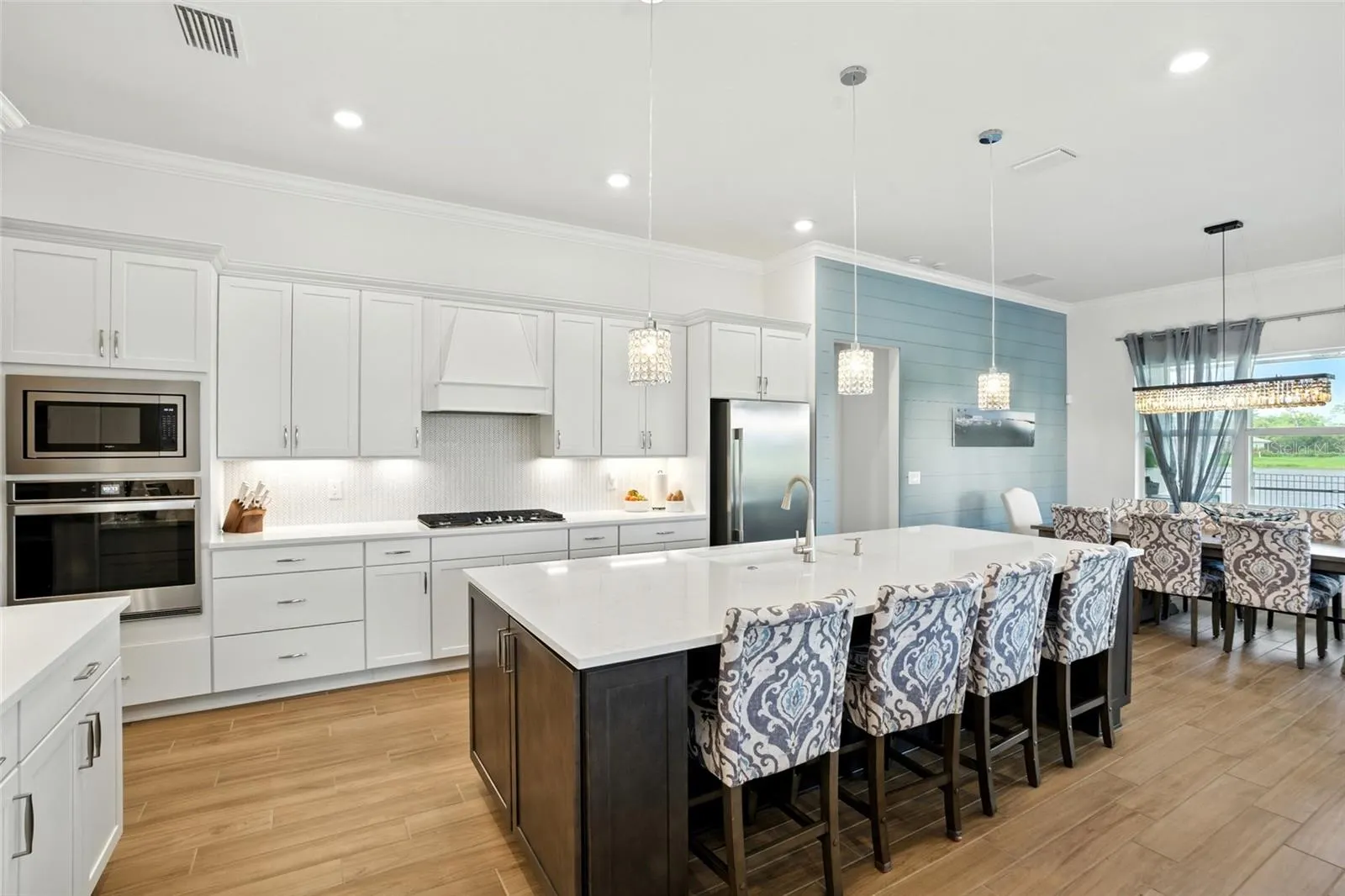 7002 DEL WEBB OAK CREEK BLVD