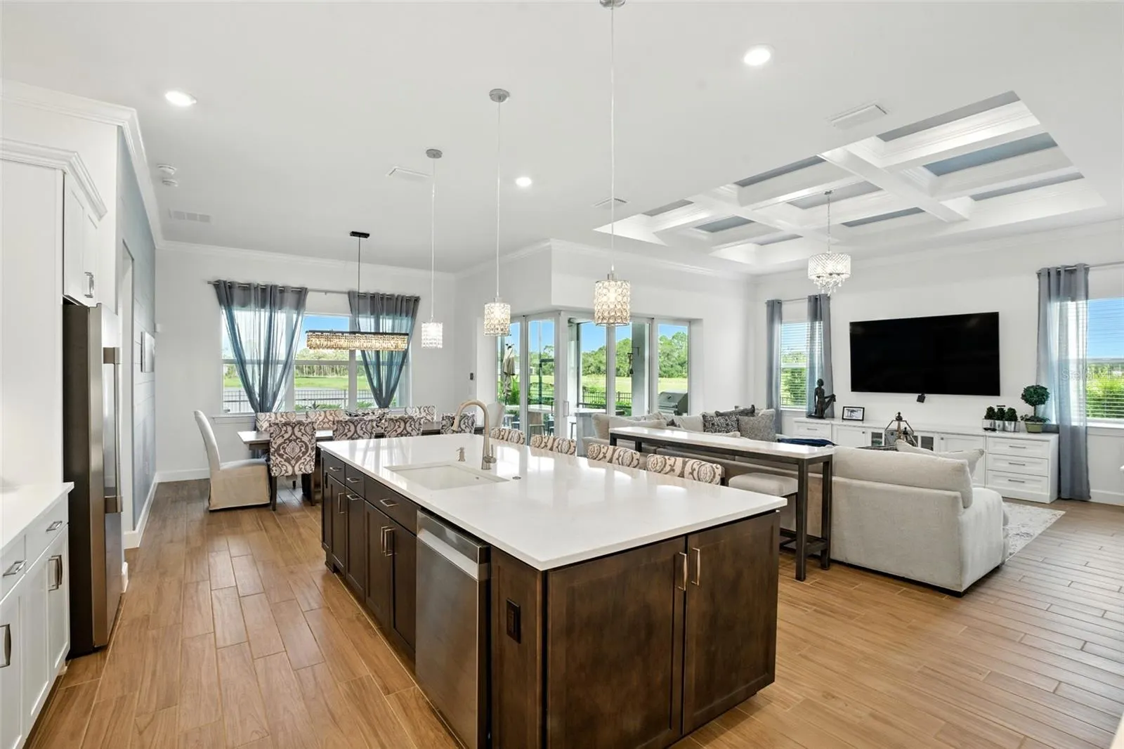 7002 DEL WEBB OAK CREEK BLVD