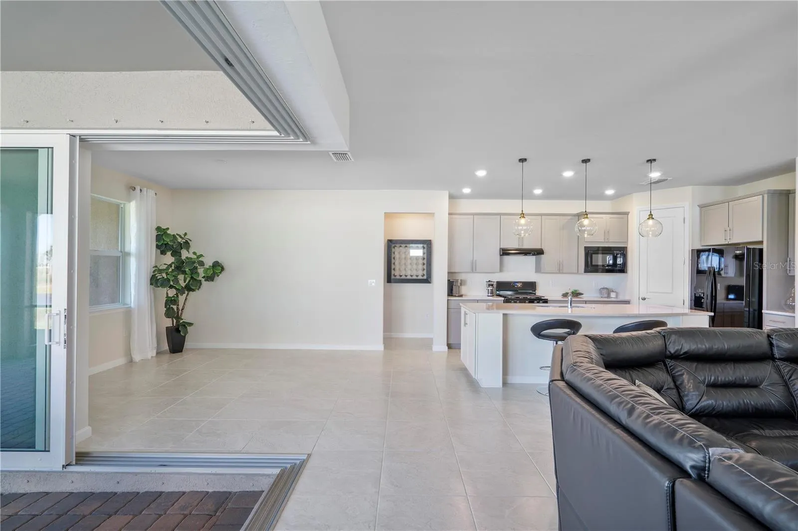 42983 WIREGRASS LN