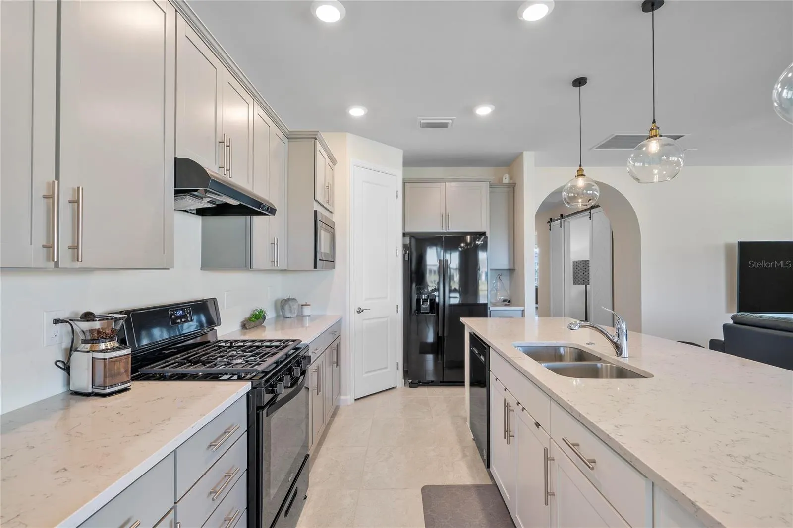 42983 WIREGRASS LN