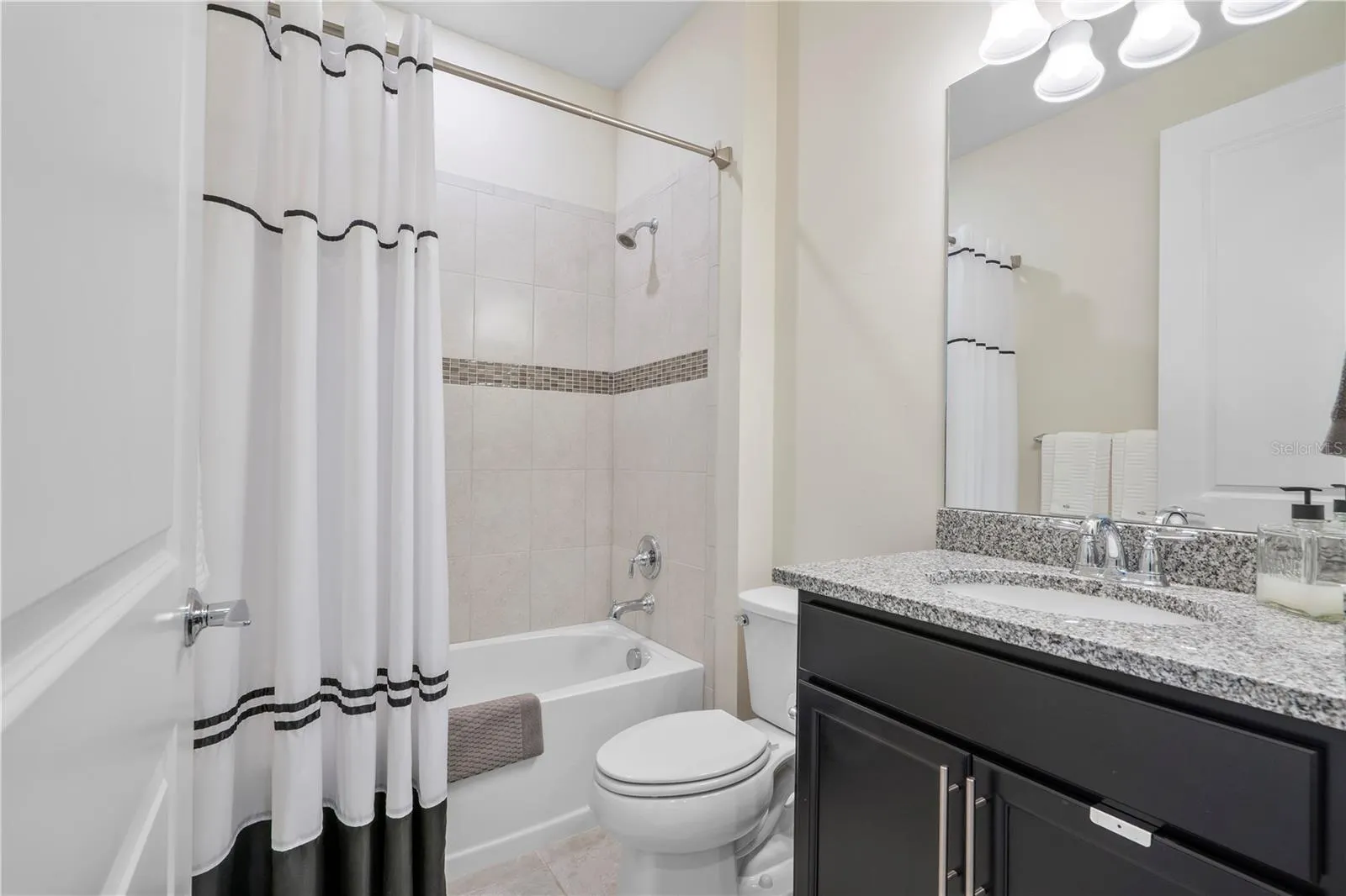 42983 WIREGRASS LN