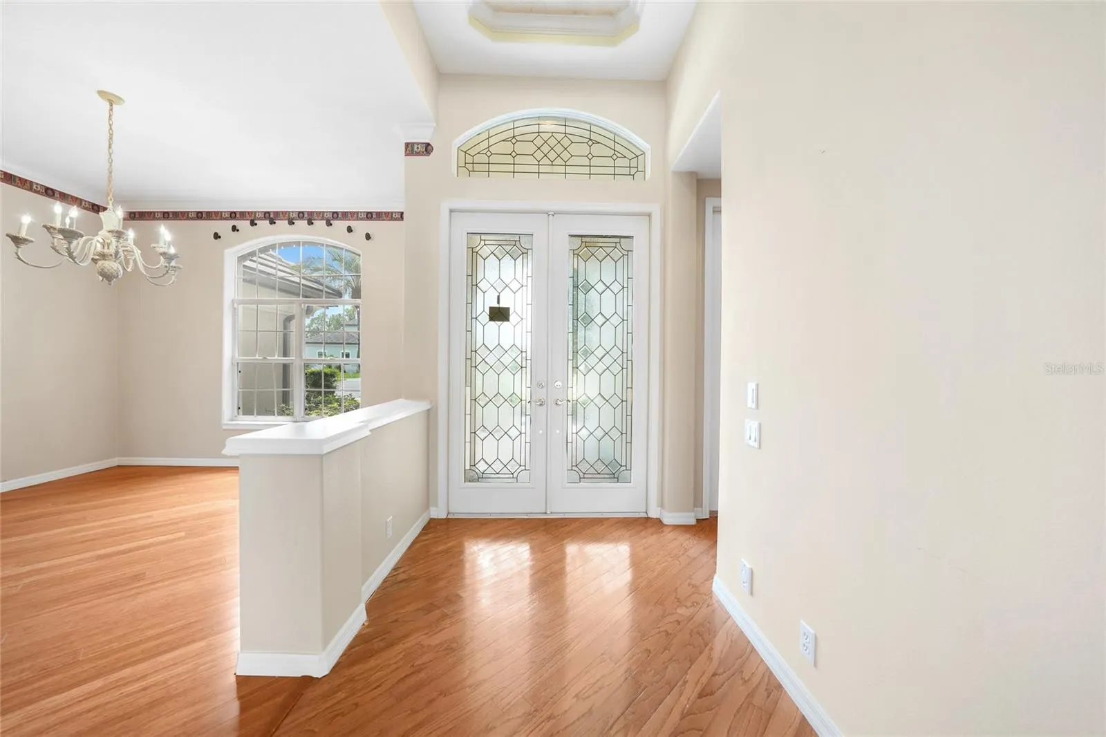 1762 QUEEN PALM WAY