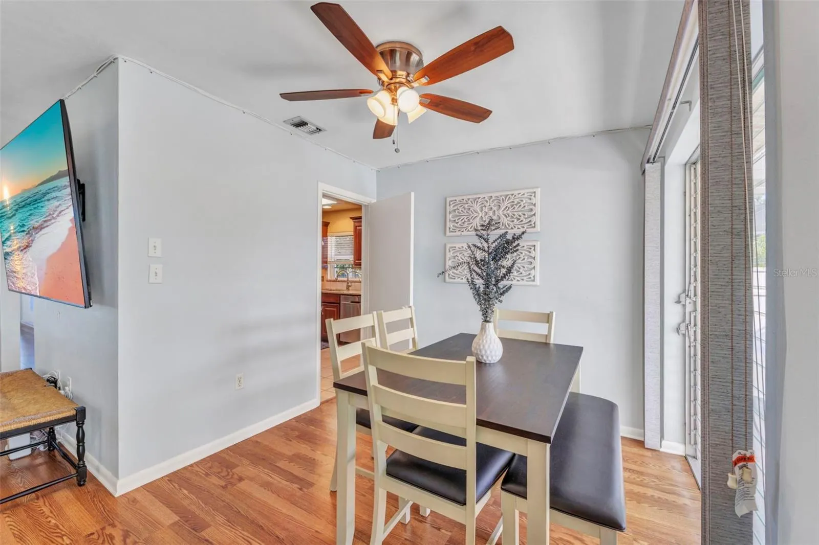 181 DUXBURY AVE