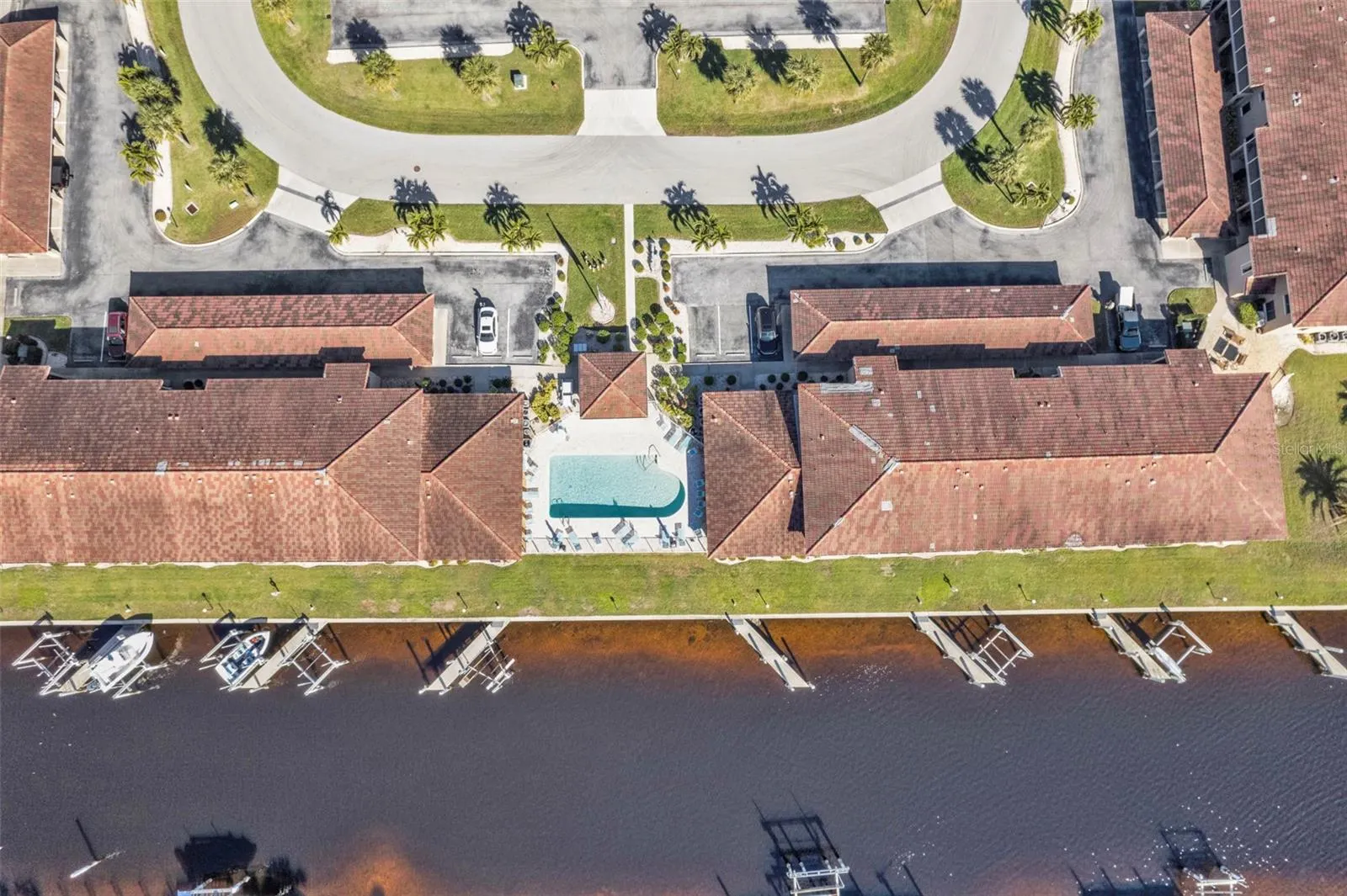 240 LEWIS CIR #29, #29