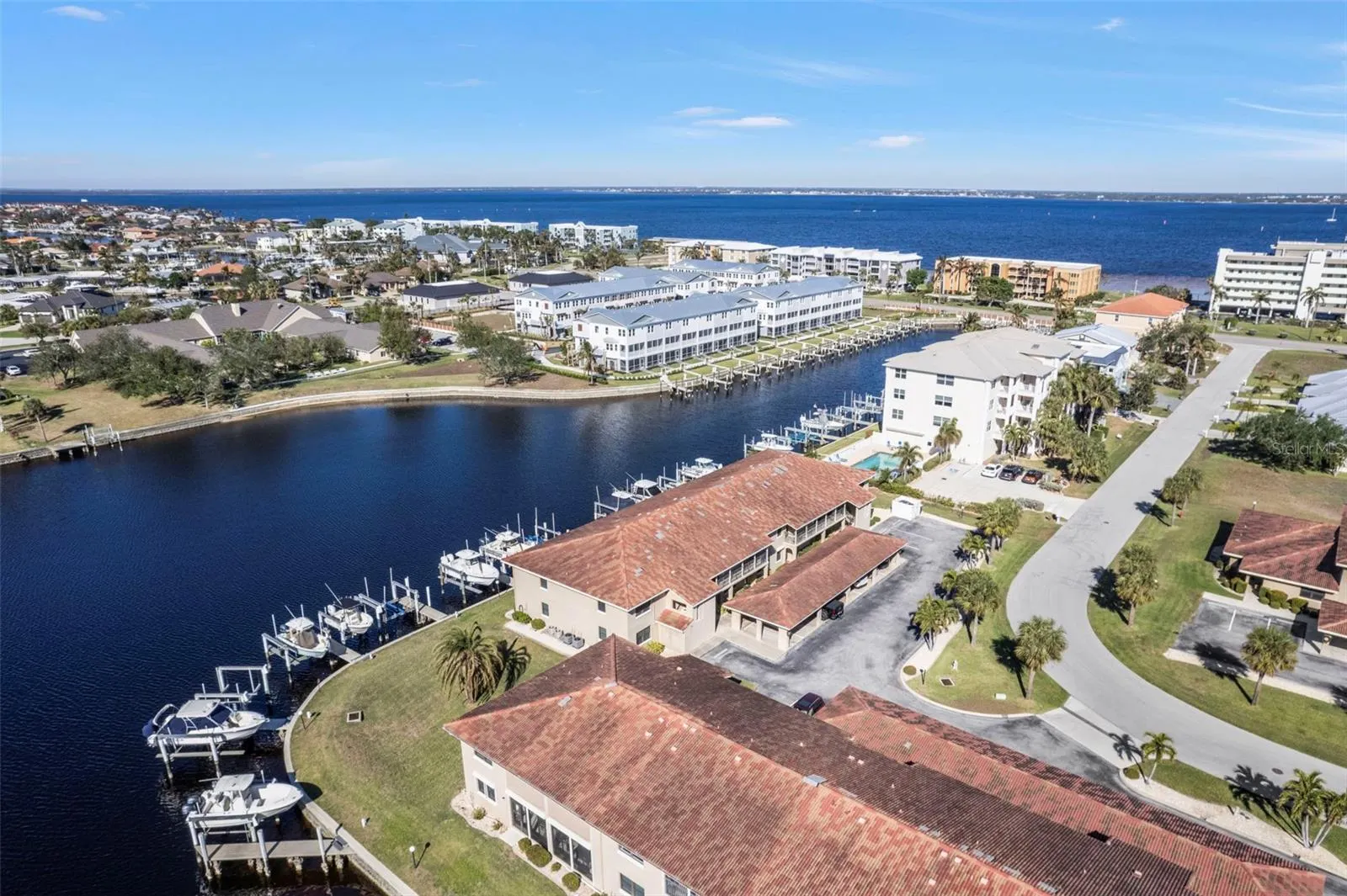 240 LEWIS CIR #29, #29