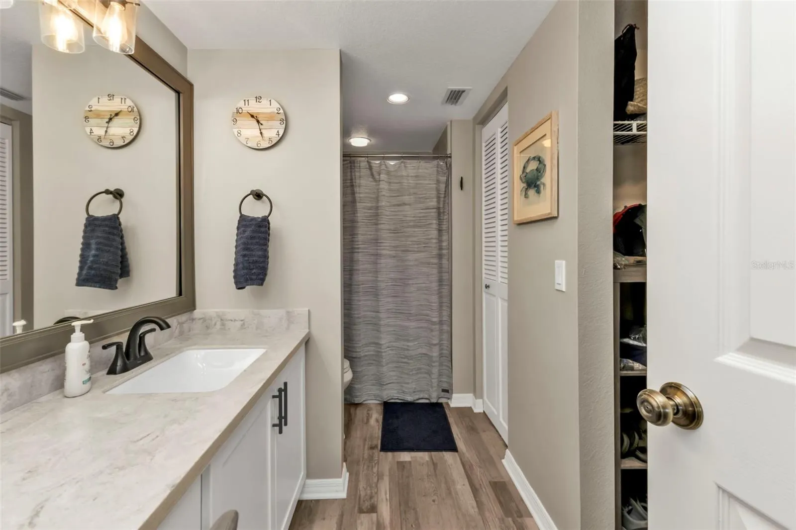 240 LEWIS CIR #29, #29