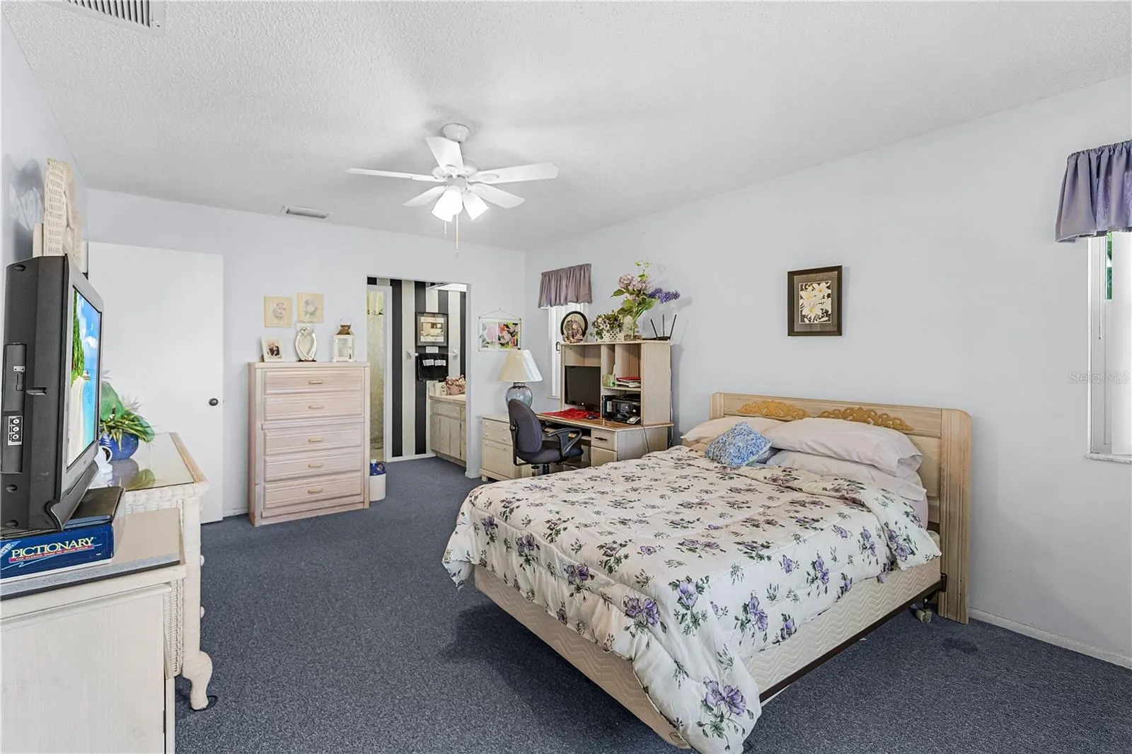 3330 TRIPOLI BLVD