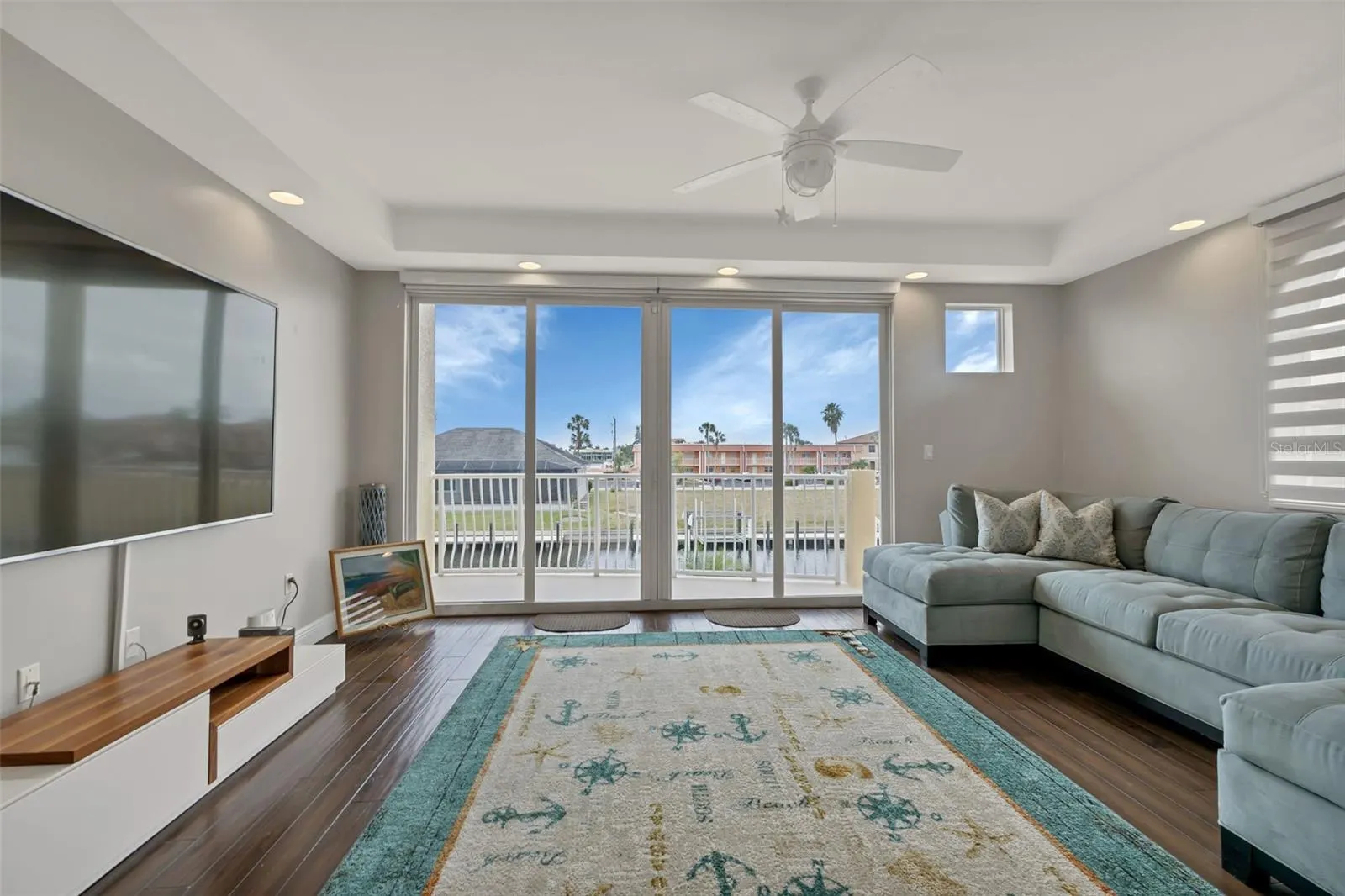 2522 MAGDALINA DR #2522, #2522