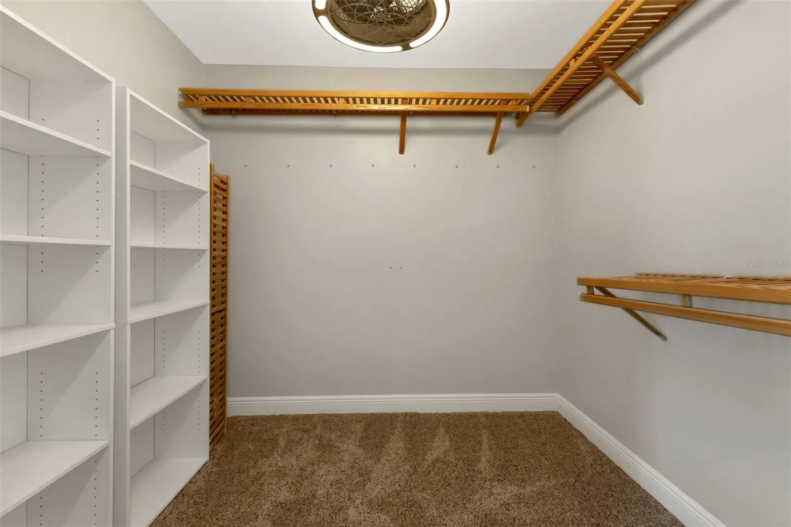 2522 MAGDALINA DR #2522, #2522