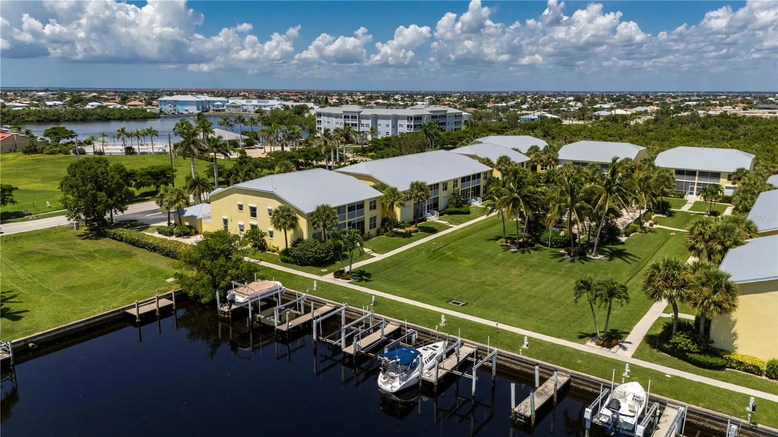 2000 BAL HARBOR BLVD #422, #422