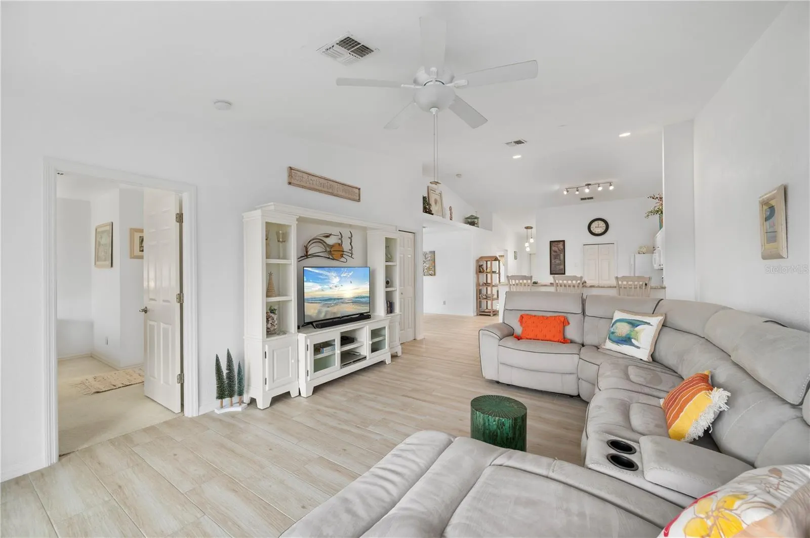 2000 BAL HARBOR BLVD #422, #422