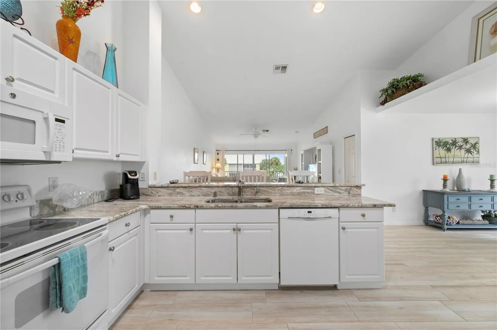 2000 BAL HARBOR BLVD #422, #422
