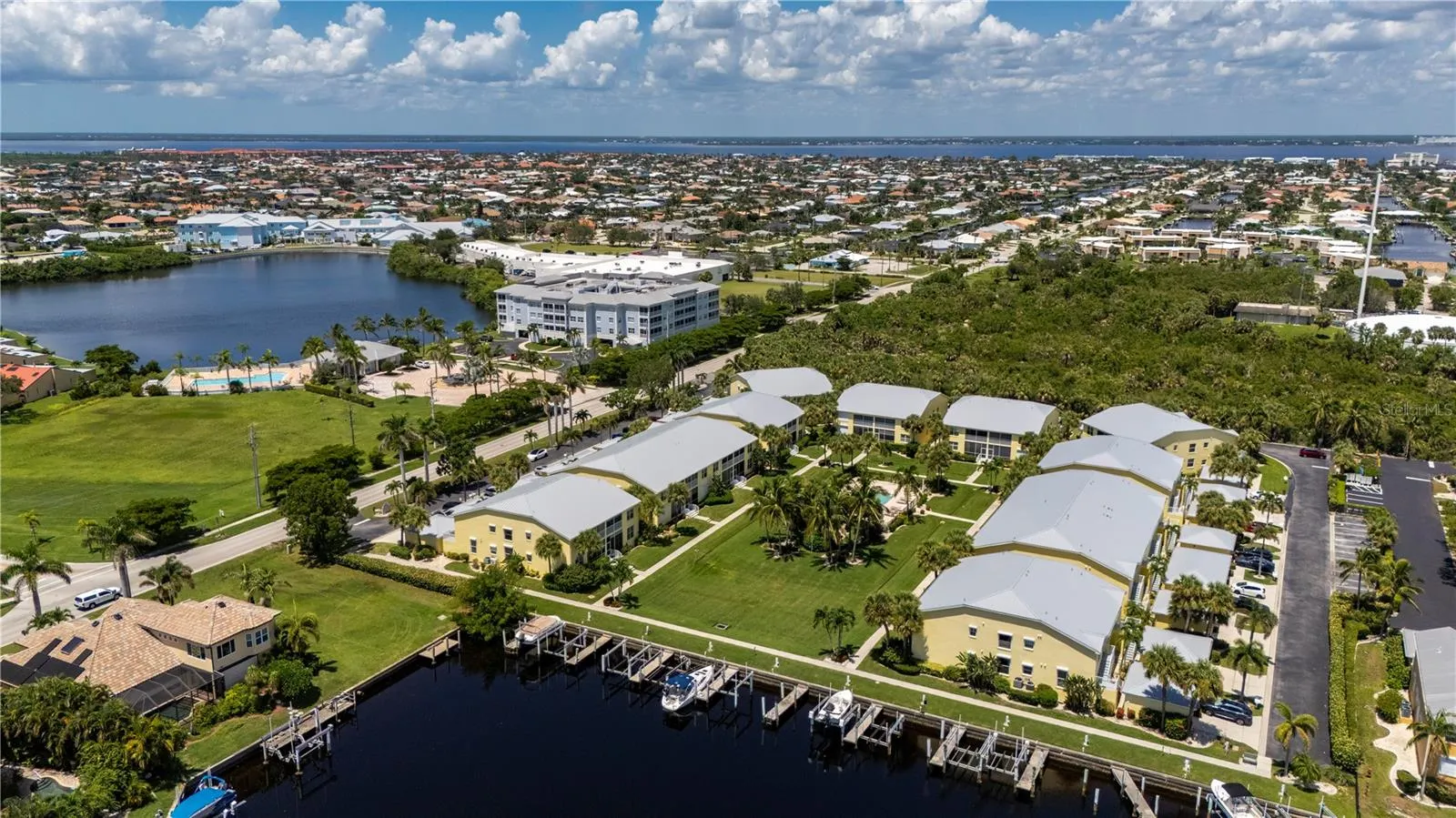 2000 BAL HARBOR BLVD #422, #422
