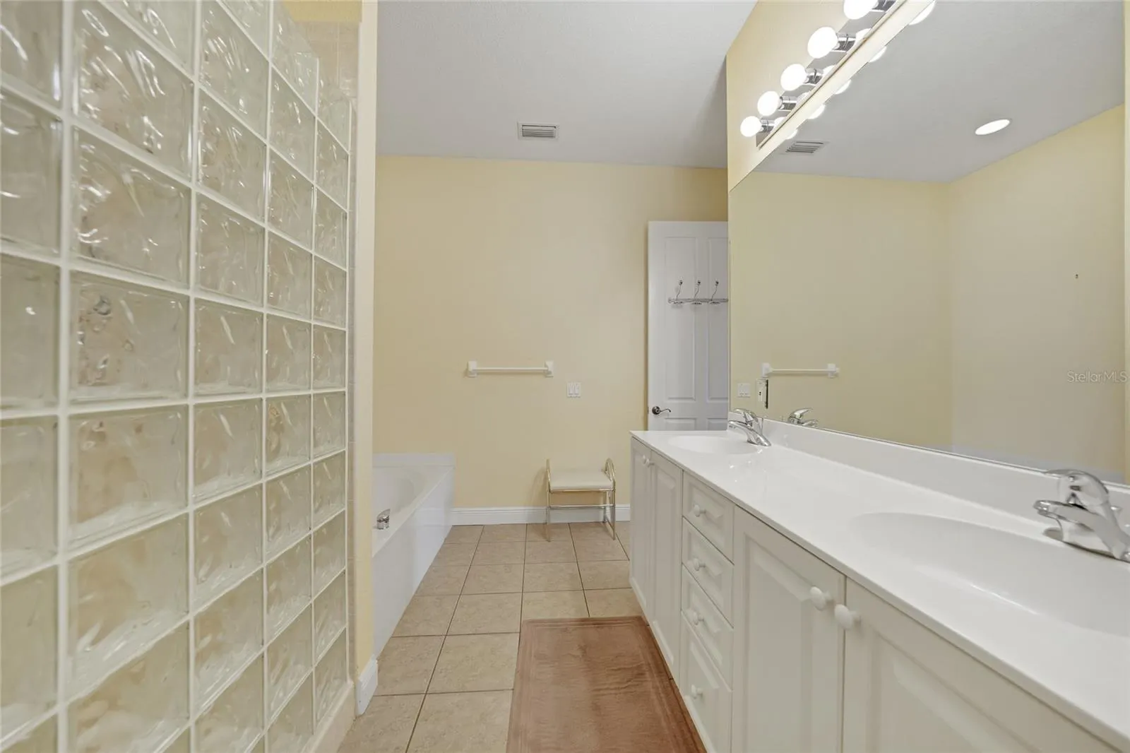 2595 TARPON COVE DR #1222, #1222