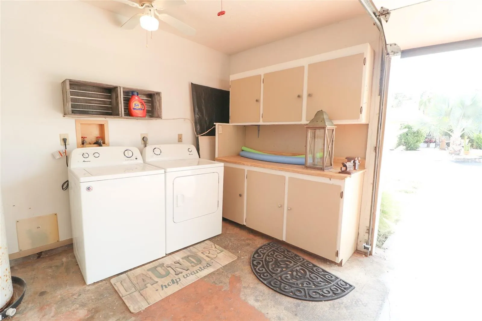 4 CASA RIO DR