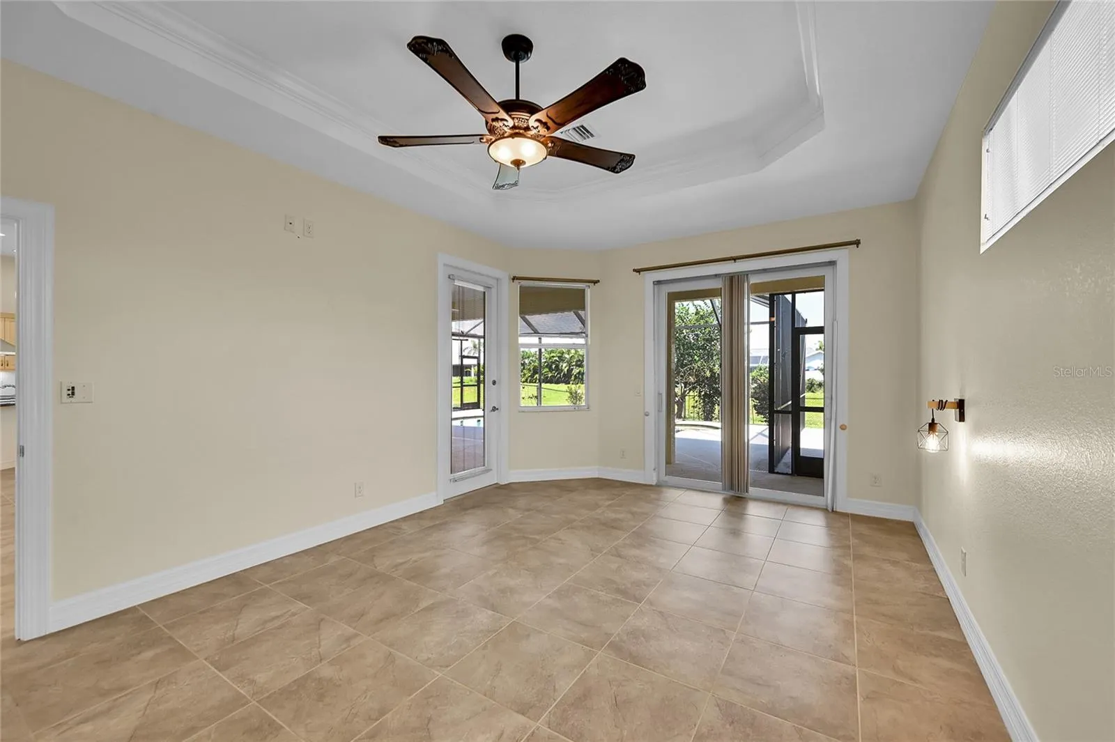 233 FAIRWAY RD